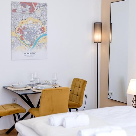 Lumen Homes - Altstadt-Studio Direkt Im Zentrum, Kueche, Netflix, Oeffentlicher Parkplatz Ums Eck Ingolstadt Eksteriør bilde