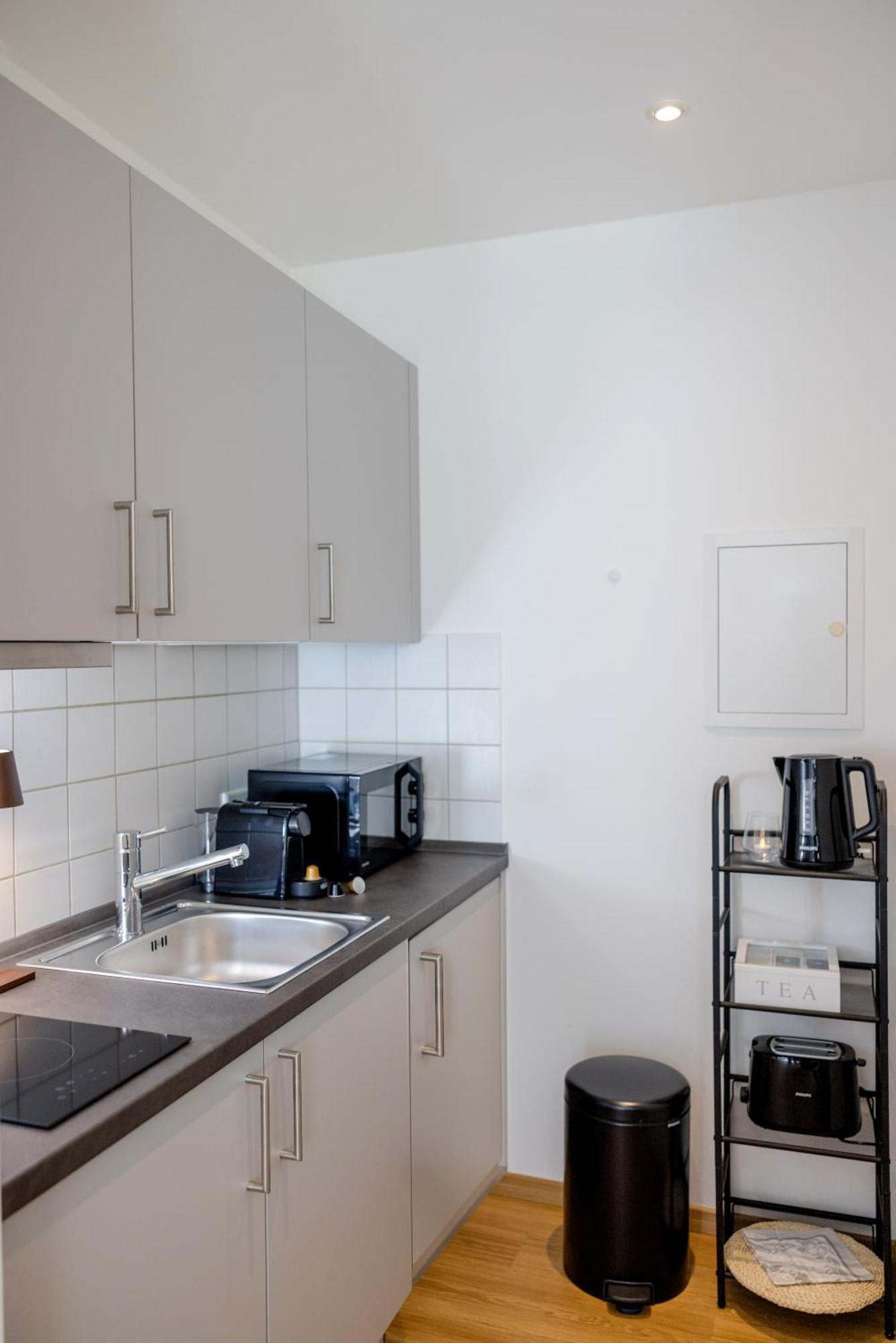 Lumen Homes - Altstadt-Studio Direkt Im Zentrum, Kueche, Netflix, Oeffentlicher Parkplatz Ums Eck Ingolstadt Eksteriør bilde