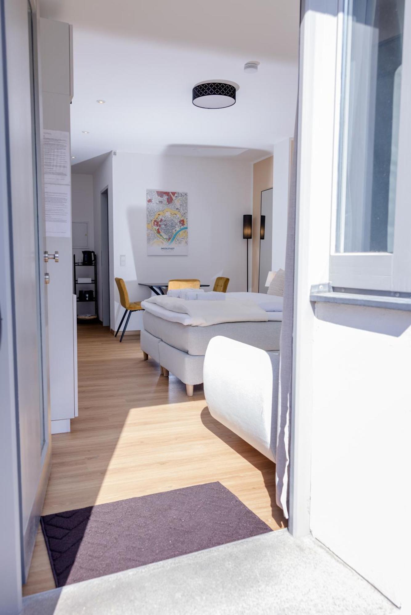 Lumen Homes - Altstadt-Studio Direkt Im Zentrum, Kueche, Netflix, Oeffentlicher Parkplatz Ums Eck Ingolstadt Eksteriør bilde