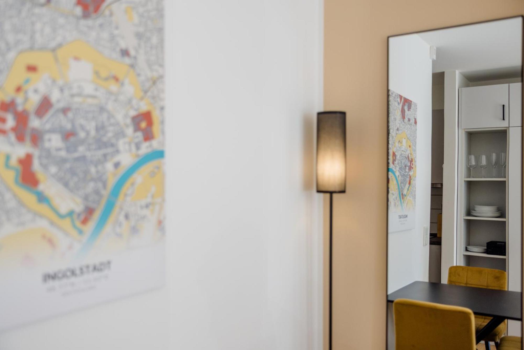 Lumen Homes - Altstadt-Studio Direkt Im Zentrum, Kueche, Netflix, Oeffentlicher Parkplatz Ums Eck Ingolstadt Eksteriør bilde