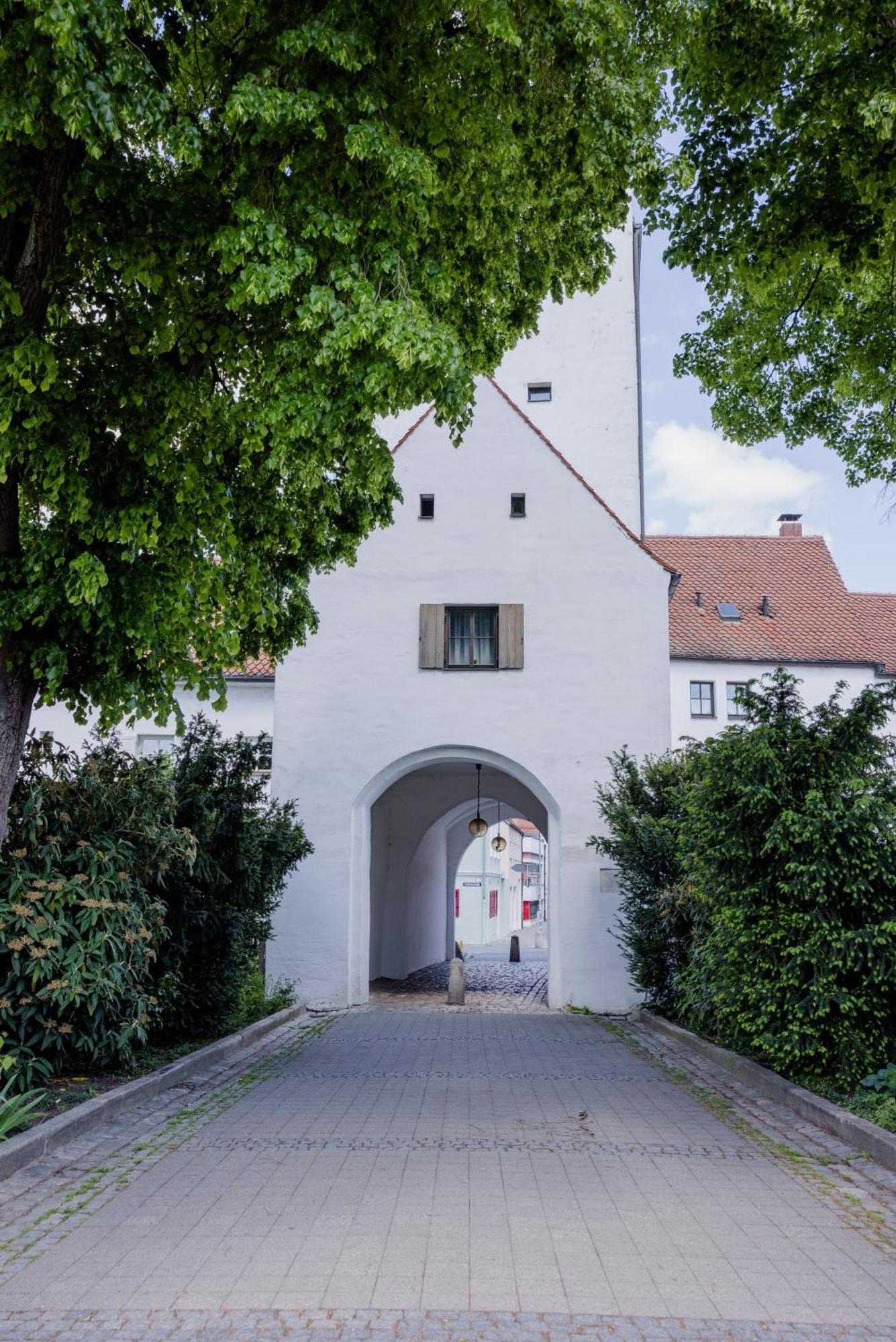 Lumen Homes - Altstadt-Studio Direkt Im Zentrum, Kueche, Netflix, Oeffentlicher Parkplatz Ums Eck Ingolstadt Eksteriør bilde